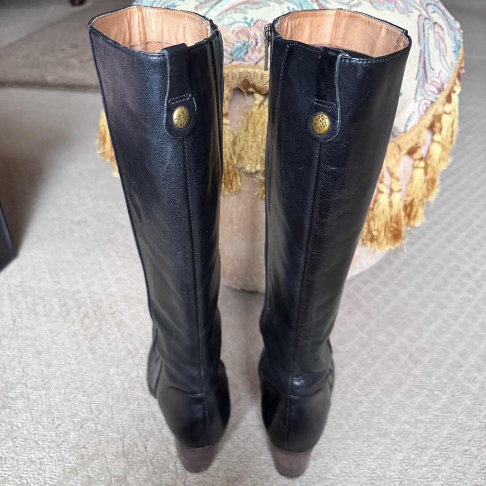 Clarks Black Boots - Picture 3 of 6